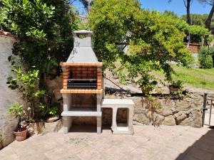 La Casita de Noe con vista al Pantano de San Juan