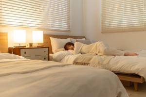 5 Min to 마포역, Easy Access to Hongdae, Airport Railroad and Bus - Foreigner only