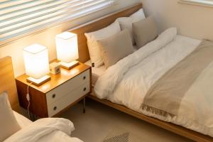 5 Min to 마포역, Easy Access to Hongdae, Airport Railroad and Bus - Foreigner only