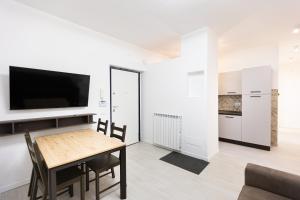 Mantegna Apartment by Rental in Rome