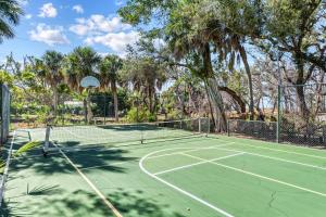 Gulf Front Escape at a Beach Resort, Pet Friendly