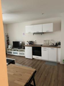 Christmas Market Cozy 1 bedroom and 1 convertible