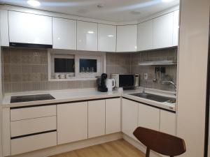 Apartment Bukhansan Hanok Village Goyang Kitex adjacent street with good view of Eunpyeong-gu, Seoul