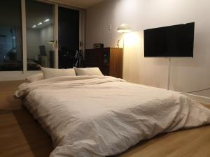 Apartment Bukhansan Hanok Village Goyang Kitex adjacent street with good view of Eunpyeong-gu, Seoul