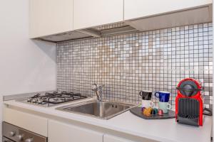 Modern one-bedroom flat near Corso Como