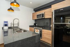 Modern 2 Bedroom Apartment with Gym & Pool in Roma Norte