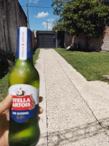 Casa particular con estacionamiento compartido