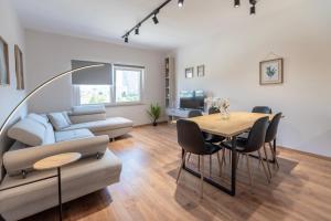 2BR at Artists Palace - Skanderbeg Square Views