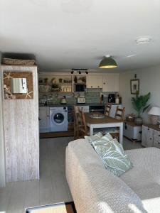 Carrabee beachside haven for you & your pets