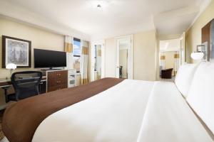 New Yorker by Lotte Hotels