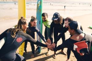 Aman surf paddle yoga