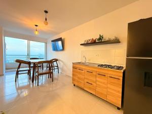 Modern Apartment with Ocean Views