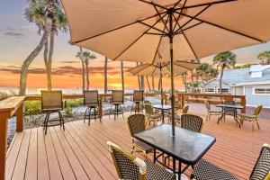 Oak Grove Escape on the Beach at Resort with Pool, Kayaks, Tennis, and More!