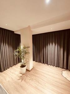 LA Apartment