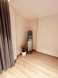 LA Apartment