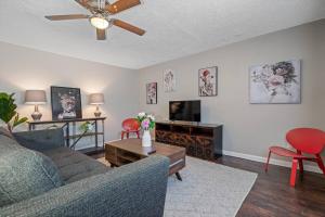 Alessis Place-Double King Nxt to Midtown Eateries