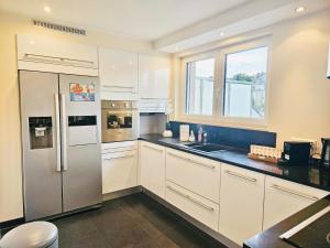 Convenient 2 bedroom stay in Hesperange