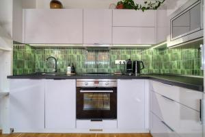 Sunset & Bloom Attic - Near parks & cafés