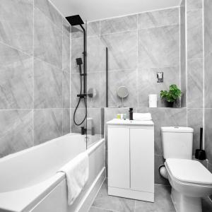 Modern 2-Bed Apartment - Jewellery Quarter - Fast Wi-Fi - Netflix 5AH