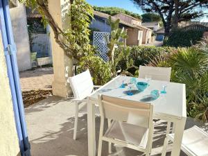 Villa Méditerranéenne 5 pièces, 8 couchages, jardin, proche plage à Sainte-Maxime - FR-1-226-566