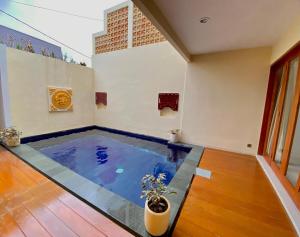 quiet and comfortable villa in sanur kauh