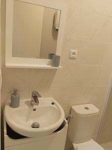 Studio Cocon cosy Petit Colin - lit 140 et canapé convertible BZ