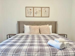 Stylish Urban Getaway Experience City Life 525Pkwy504