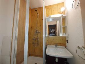 Studio skis aux pieds, animaux admis, balcon sud - FR-1-356-522