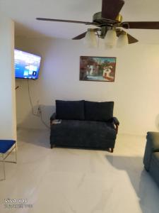 Amplía casa en Jardines Alcalde