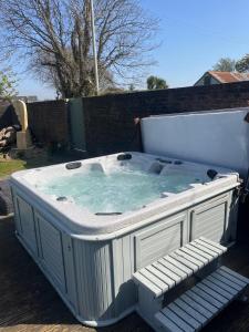 Seaview House - 5 Bedroom - Southgate