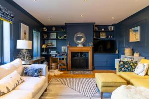 Seaview House - 5 Bedroom - Southgate