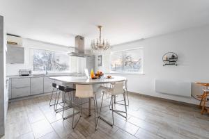 Ferme Équestre - Vue Unique sur les Chevaux