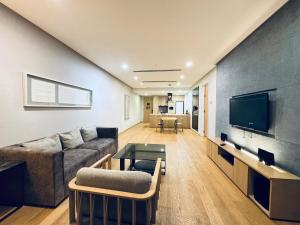 188 Suites Apartment City Center with KLCC View by VhoZ
