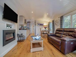 1 Bed in Langbank 73846