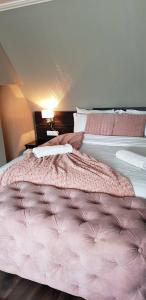 Family House Apartments