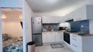 Les Appartements De Lina - Appartement Les Sables DOr - Self Check-In -