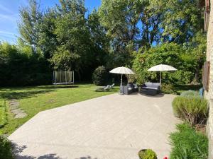 Maison familiale climatisée, jardin cinema et jeux
