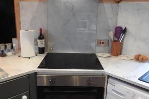 Alpaca Farm- Valley Views- Sleeps 4- Parking- Pets