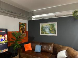 Stylish Studio with Pool & Huge TV