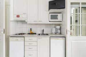 Cozy Levi Studio with Sauna, Near Center