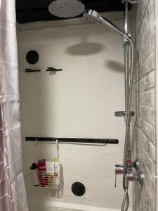 Cozy Home with Private Bedroom