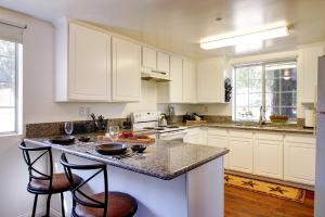 Wine Country Ranch Escape