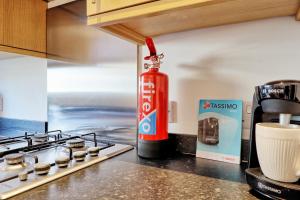 Cosy 2 Bedroom Flat Near Westcliff On Sea Beach & Hamlet Court Road