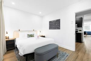 Boutique 4BR Luxury Residence 2 Floors Mile-End St-Laurent