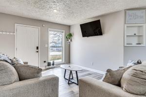 4 Mi to the Speedway Peaceful and Snug Home with Yard