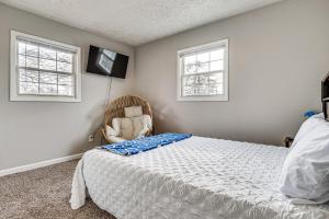 4 Mi to the Speedway Peaceful and Snug Home with Yard