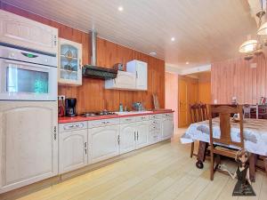 Chalet Tulasi, douceur et sérénité à Eysus