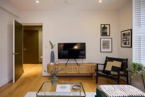 Brick Lane Duplex Styled Living in the Heart of Shoreditch