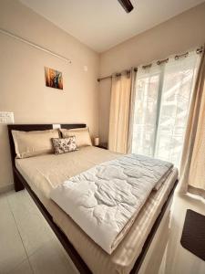 Modern 1BHK Apartment Near 80 Ft Road Koramangala