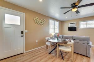 3 Mi to Lookout Mtn! Gem w Fire Pit + Fenced Yard